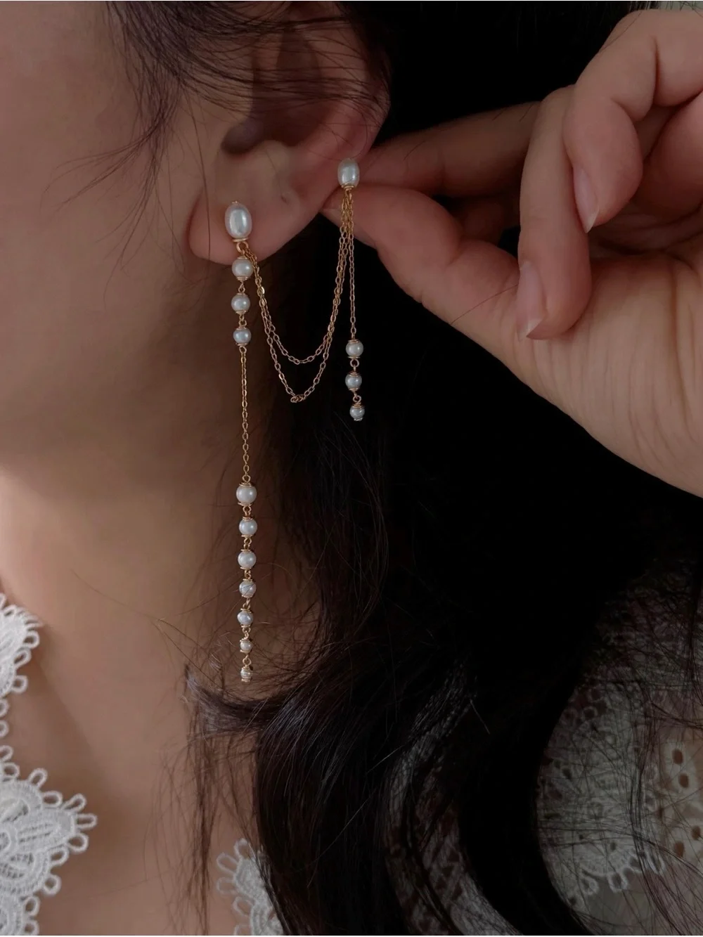 *NWT* Extra Long Gold Chain Freshwater Pearl Drop Earrings